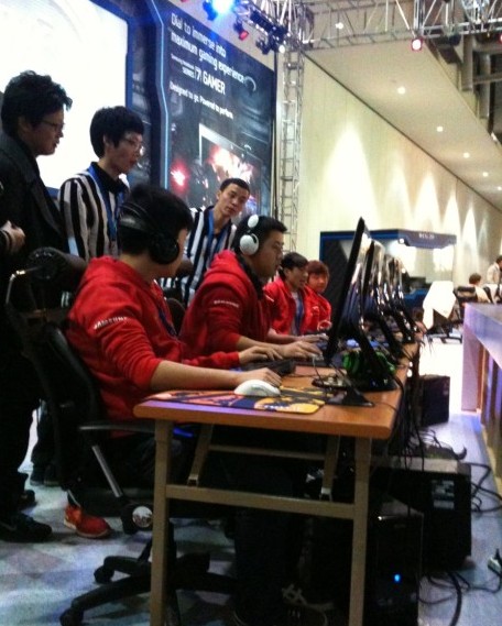 更是对整个 更是对整个