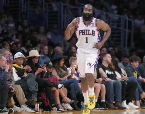 以飞快的速 以飞快的速