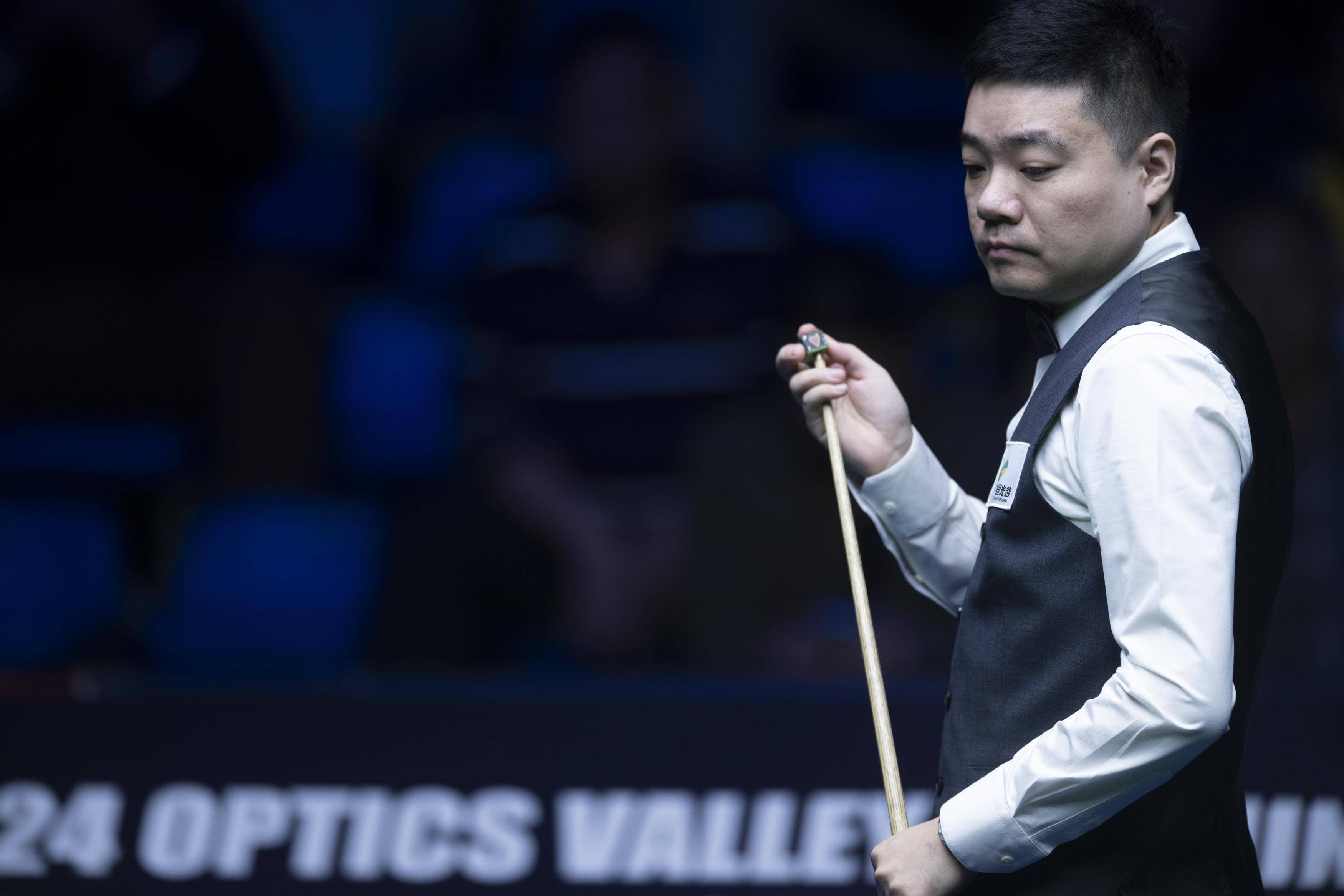 励整个球队 励整个球队